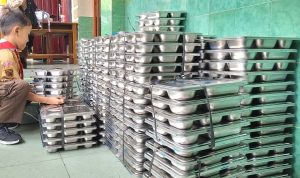 Ilustrasi wadah makanan program makan bergizi gratis tidak dipungut biaya.