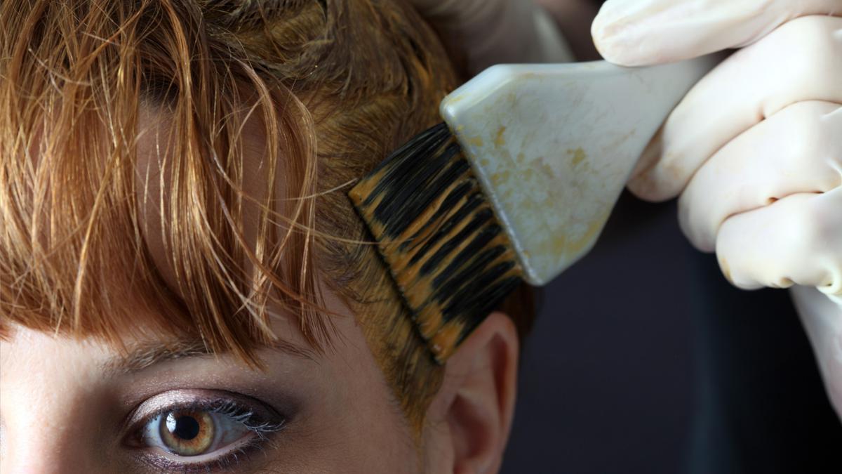 Bahaya Cat Rambut dan Risiko Kesehatan yang Mengintai