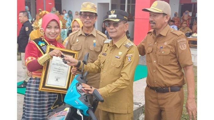 Hadiah Motor Tak Kunjung Tiba, Kisah Bidan Teladan Rusmiati Aminuddin Viral