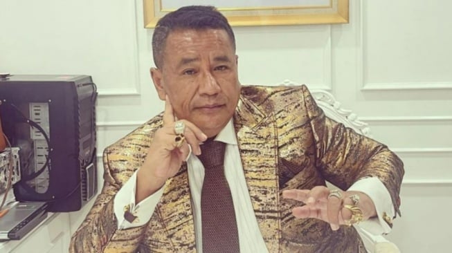 Hotman Paris Disorot Netizen Usai Menyinggung Musuh di Tengah Kabar Meninggalnya Alvin Lim