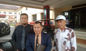 Tim pengacara dari pelapor ketika di Mapolda Sumut.(Istimewa).