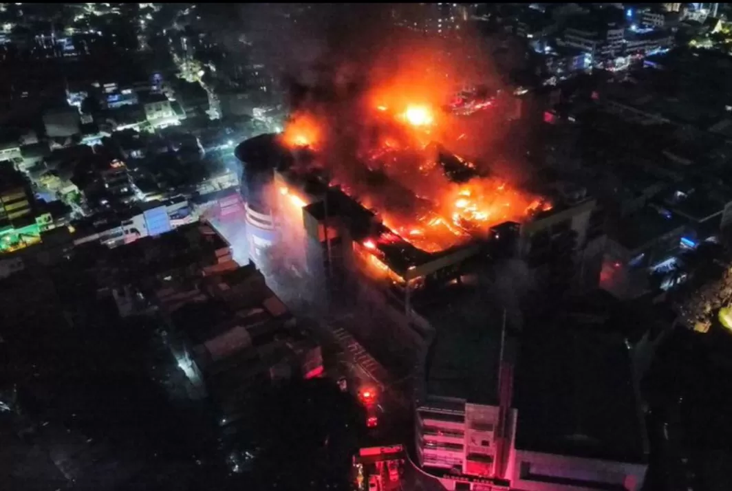 Kebakaran Glodok Jakarta, Video Korban Terperangkap Viral di Media Sosial