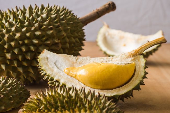 Makanan dan Minuman yang Tidak Boleh Dikonsumsi Bersama Durian, Waspadai Kombinasinya!