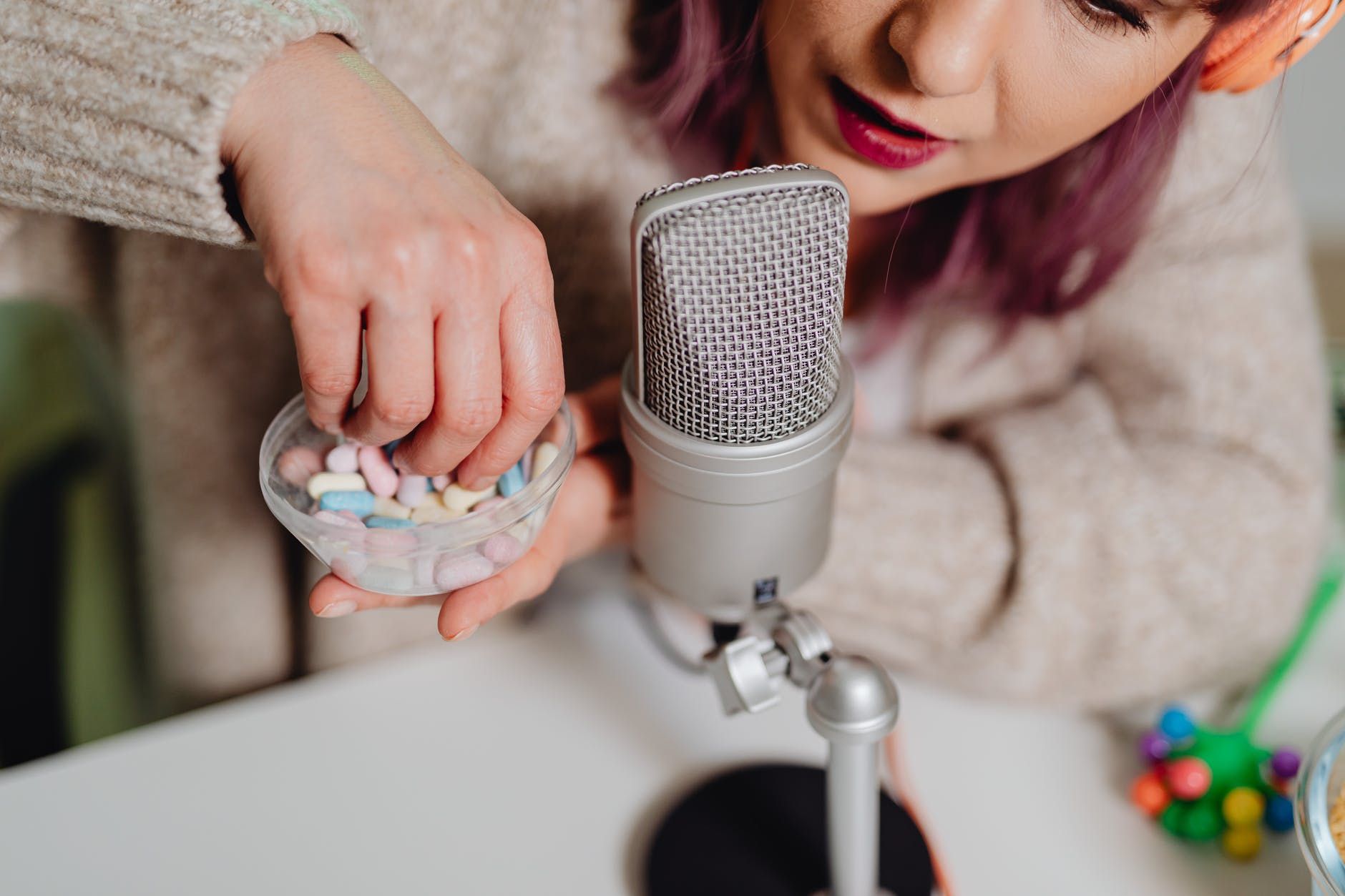 Manfaat ASMR untuk Mengatasi Kecemasan