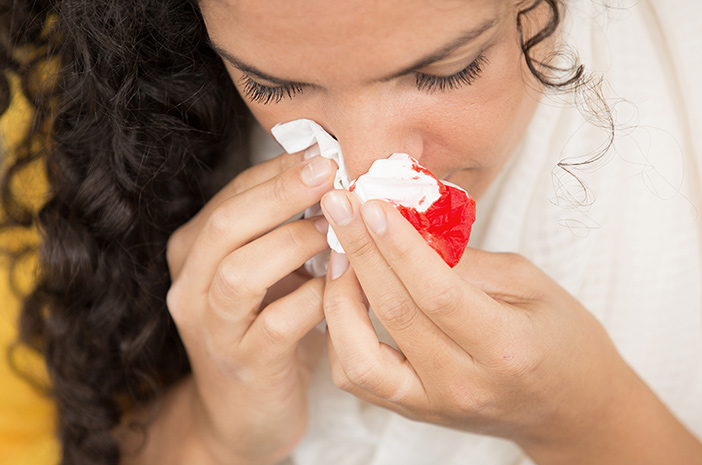 Mimisan, Penyebab dan Faktor Pemicu Keluar Darah dari Hidung Secara Tiba-tiba