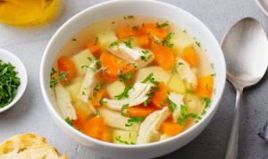 Pilihan Makanan untuk Radang Tenggorokan yang Baik dan Bermanfaat