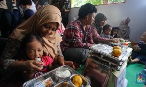 Program MBG, Ibu Hamil di Ciracas Jakarta Timur Dapat Makanan Bergizi Gratis!