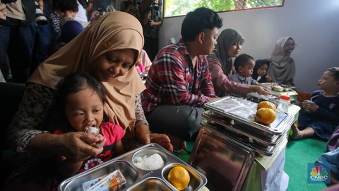 Program MBG, Ibu Hamil di Ciracas Jakarta Timur Dapat Makanan Bergizi Gratis!