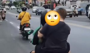 Viral! Video Ojek Online Bawa WNA dan Pasangannya Bermesraan di Motor