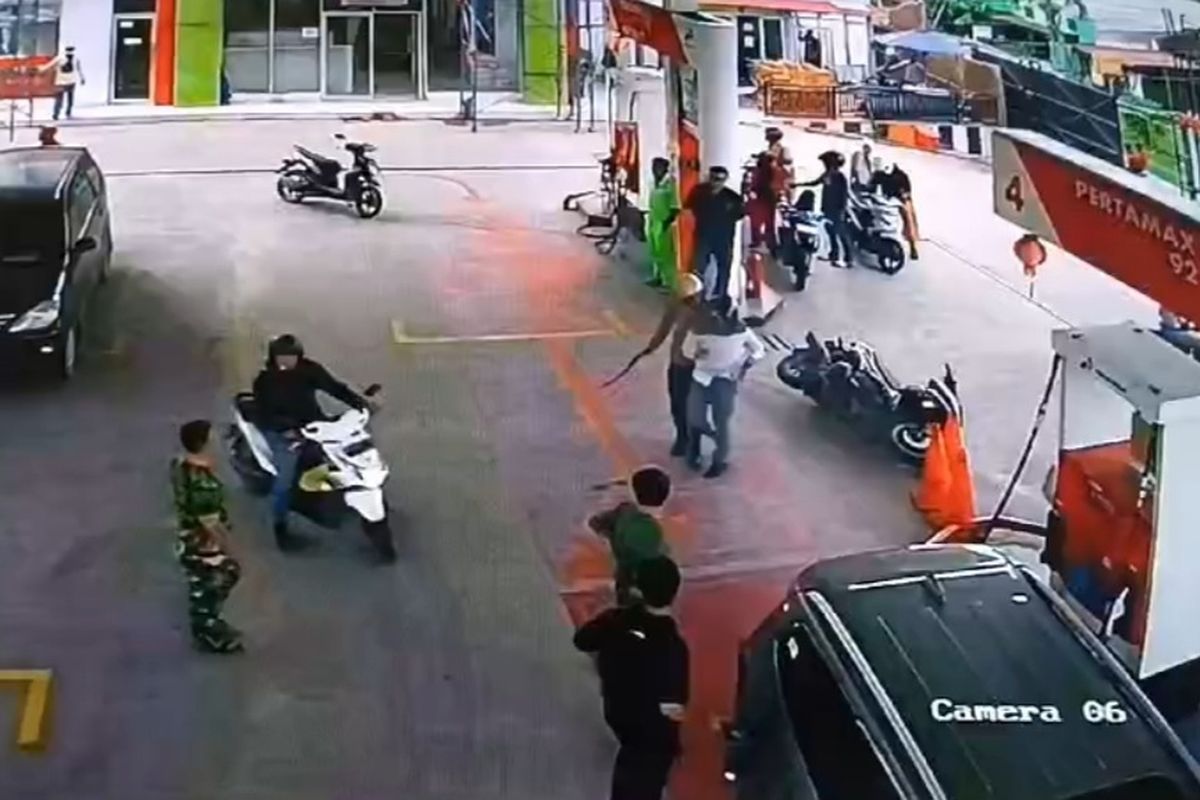 Video Polisi Kejar Geng Motor di SPBU Medan, Viral di Media Sosial
