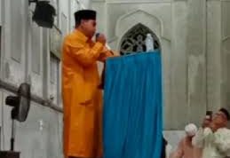 Viral Video Qori Meninggal Dunia Saat Membaca Al-Quran di Peringatan Isra Mi'raj
