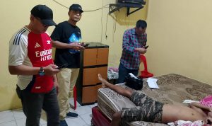 Korban ketika ditemukan tewas di kamar Hotel Mutiara Lubuk Pakam.(Istimewa).