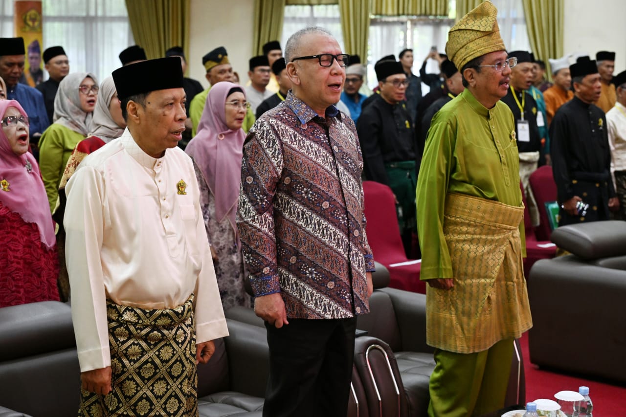 PJ Sekda Pemprovsu dalam kegiatan peluncuran buku.(Istimewa)