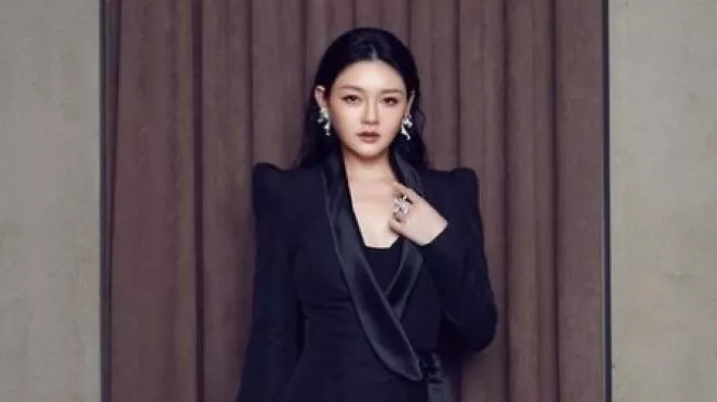 Barbie Hsu