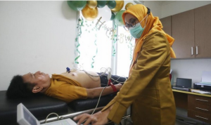Program cek kesehatan gratis.