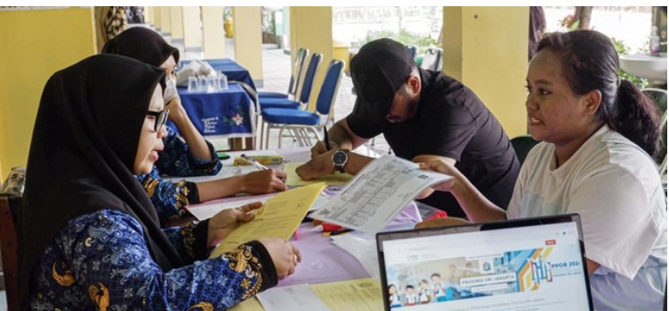 Ilustrasi. Pemerintah resmi mengubah sistem Penerimaan Peserta Didik Baru (PPDB) menjadi Sistem Penerimaan Murid Baru (SPMB) pada 2025.
