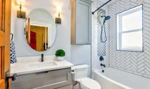 Apakah jatuh di kamar mandi bisa sebabkan stroke