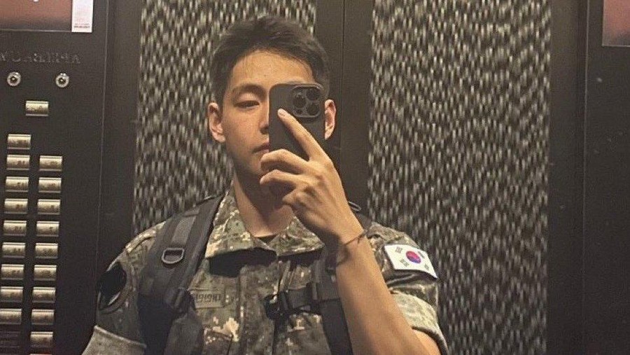 Naik Pangkat Jadi Sersan, V BTS Langsung Jadi Trending