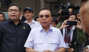 Wakil Ketua DPR RI Sufmi Dasco Ahmad usai meninjau pangkalan LPG 3 kg di Jakarta