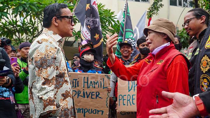 Ramai Tagar Kabur Aja Dulu, Wamen Kemenaker
