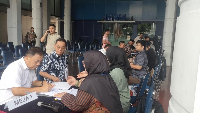 Kepala daerah terpilih mengikut cek kesehatan menjelang pelantikan di Kemendagri.