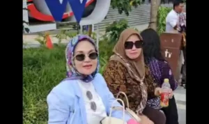 Ketua dan Anggota Komisi III DPRD Kabupaten Malang, Tanri Bararoh dan Rodhiyah Ahla Samar, berprose di IKN.