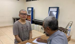 Ronald Tannur (pakai kaus abu-abu) saat dieksekusi ke lapas