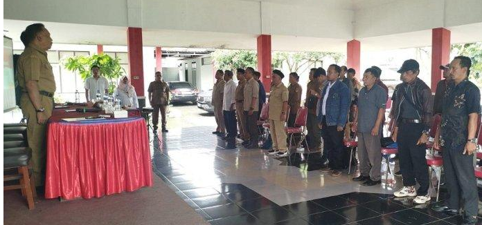 Anggota DPRD Kabupaten Malang saat menggelar FGD di Kecamatan Wagir