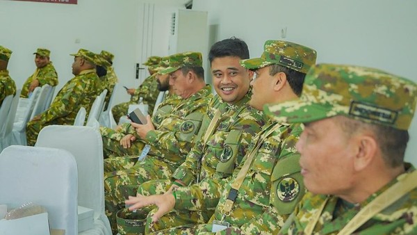 Bobby Nasution Ikuti Retret Kepala Daerah di Akmil Magelang