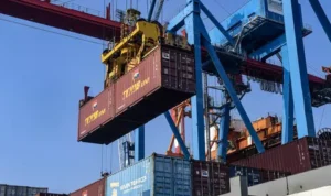 Ekonomi Indonesia 2025 Diprediksi Tumbuh, Sektor Perbankan dan Konsumsi Jadi Pendorong Utama