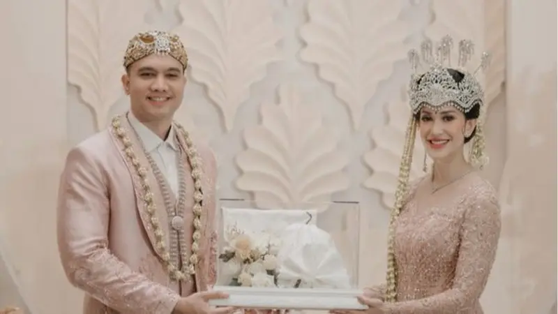 Sah! Elma Agustin dan Ihsan Fadhlur Rahman Resmi Menikah dengan Adat Sunda