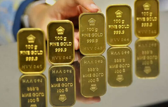 Harga Emas Antam, UBS, dan Galeri24 Turun pada Kamis (24/3)