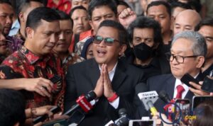 Momen saat Tom Lembong dihardik saat hendak bicara ke wartawan