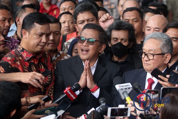 Momen saat Tom Lembong dihardik saat hendak bicara ke wartawan
