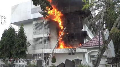 Kebakaran Kantor Dinas Pendidikan Sumut Diduga Akibat Korsleting Listrik