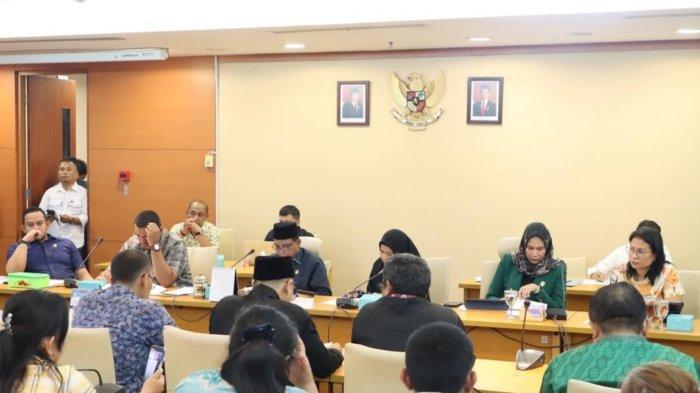 Komisi E DPRD Sumut Rekomendasikan Pencopotan Kepsek SMK Negeri 10 Medan Buntut Gagalnya 142 Siswa di SNBP 2025