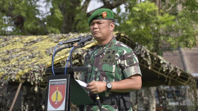 Letjen TNI Tandyo Budi Revita Wakasad, Berikut Profilnya