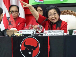 Megawati Instruksikan Kepala Daerah PDIP Tunda Retreat Akmil Magelang