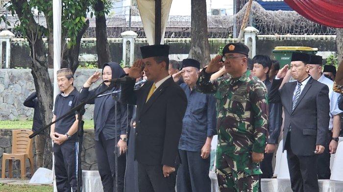 Penghormatan terakhir bahlil kepada Darwin