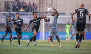 Prediksi Skor Dewa United vs Persebaya, Liga 1 Musim 2025, 21 Februari 2025