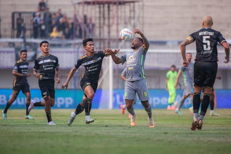 Prediksi Skor Dewa United vs Persebaya, Liga 1 Musim 2025, 21 Februari 2025
