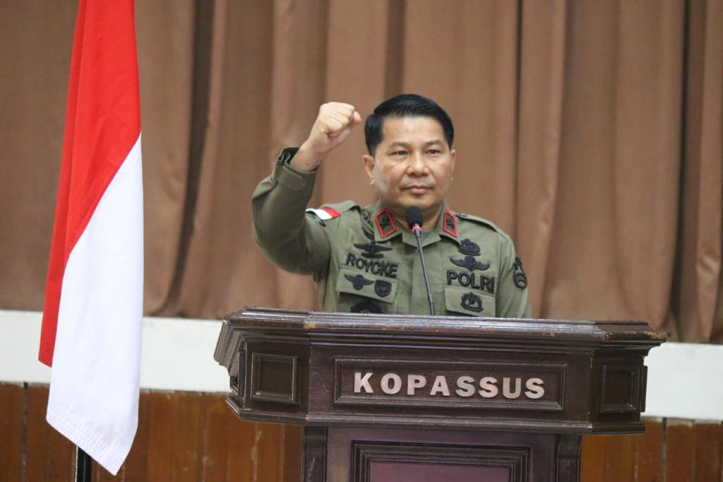 Profil Irjen Pol Roycke Harry Langie Kapolda Sulawesi Utara