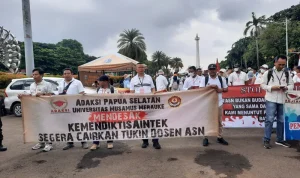 Tukin Dosen ASN Belum Cair, ADAKSI Sampaikan Tuntutan ke Istana