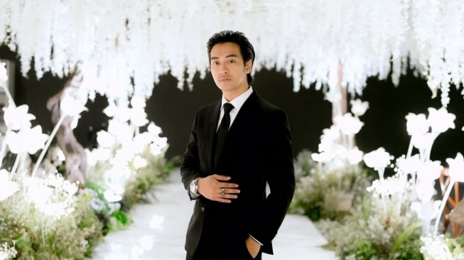 Usai Tuai Kritik, Abidzar Akhirnya Minta Maaf Terkait Film Business Proposal