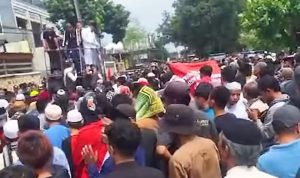 Viral Hotel di Bogor Diduga Tempat Esek-Esek, Warga Geruduk dan Tuntut Penutupan
