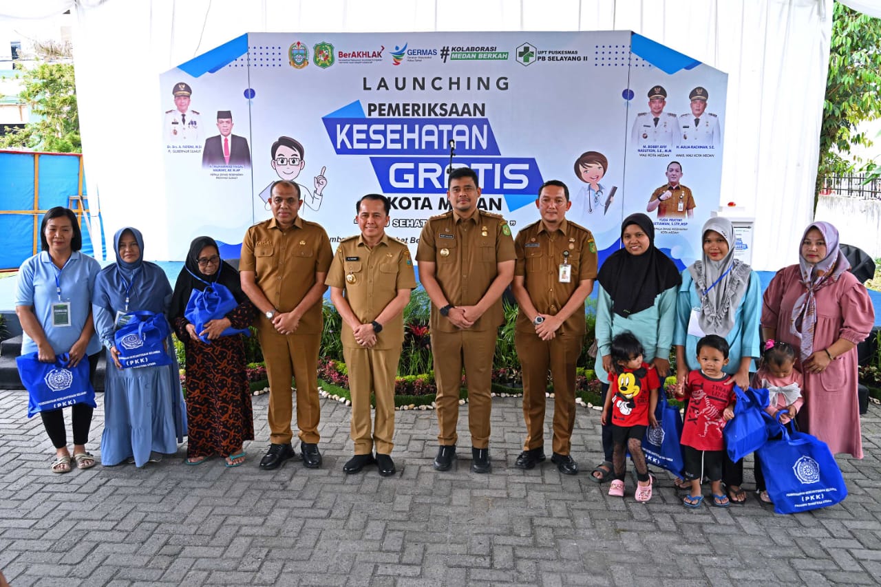 Pj. Gubernur Sumut, A. Fatoni meluncurkan Gerakan Serentak Pemeriksaan Kesehatan Gratis se Sumut yang diselenggarakan di UPT Puskesmas Pembantu Selayang II, Jalan Bunga Cempaka, Medan.(Istimewa)