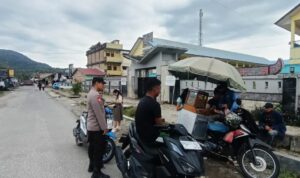 Kepolisian Polres Pakpak Bharat menemui warga.(Istimewa)