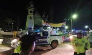 Petugas kepolisian melakukan patroli.(Istimewa)