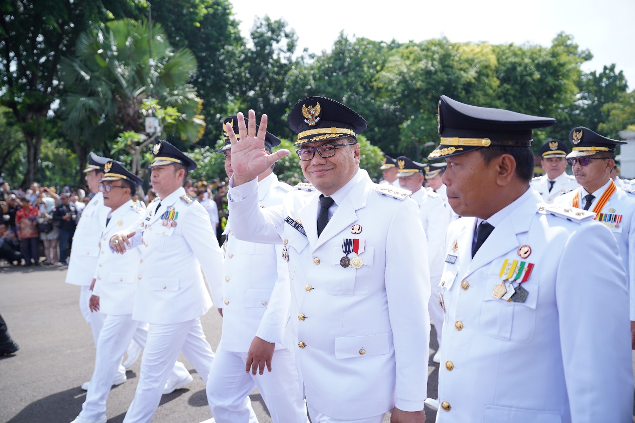 Bupati Deli Serdang dan Wakil Bupati Deli Serdang dr H Asri Ludin Tambunan MKed (PD) Sp PD dan Lomlom Suwondo SS periode 2025-2030.(Istimewa)