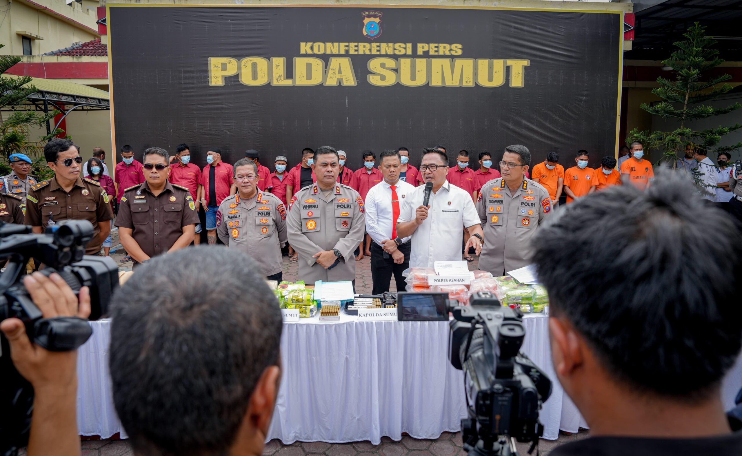 Kapolda Sumut Irjen Whisnu ketika memimpin kegiatan konferensi pers dan tidak mengundang media.(Istimewa)